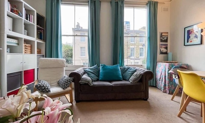 Junction Apartment | Beautiful 3BD Flat in Archway London