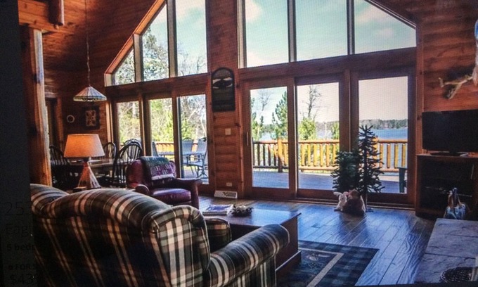 Eagle River Cabin | Beautiful 5 Bedroom 3 Bath Log Cabin, Sleeps 14 Near Eagle River& St.Germain Wi.