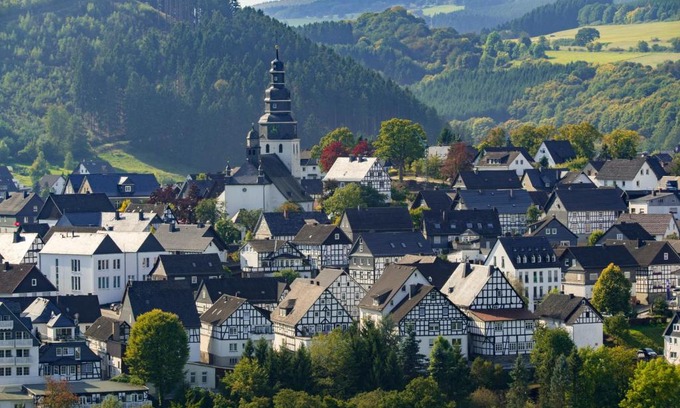 Hallenberg Apartment | Beautiful 8 Bed Apartment in Hallenberg