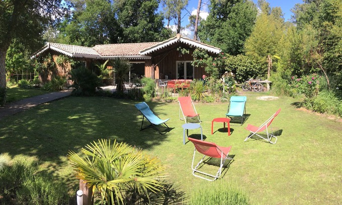 Taussat House | Beautiful 8 person villa on the edge of the forest