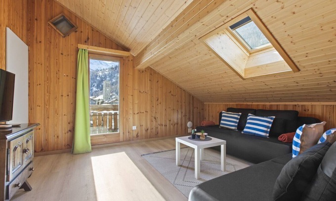 Saas Grund Apartment | Beautiful alpine apartment 5 minutes from Saas-Fee