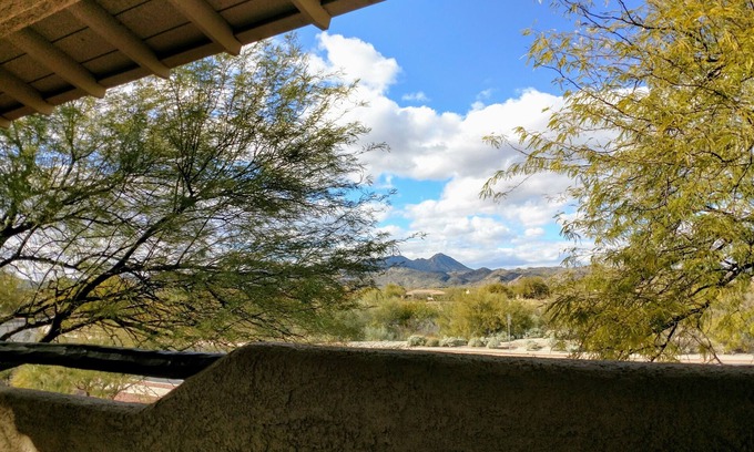 Rancho Vistoso Condo | Beautiful and private 2nd floor condo