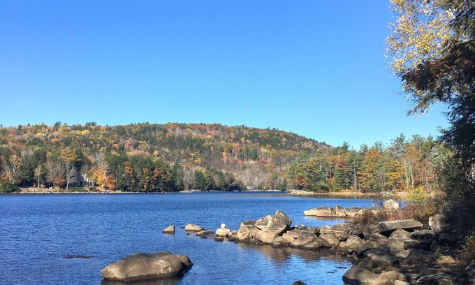 Lyme Center House | Beautiful and Quiet 3-bedroom Lake House