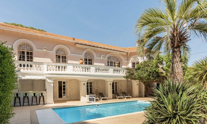 Le Dramont Villa | BEAUTIFUL AND SPACIOUS VILLA 16 PERS, DIRECT ACCESS TO THE BEACH ST RAPHAEL