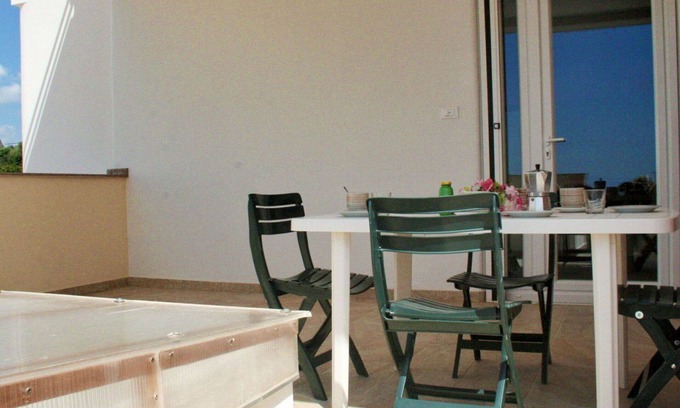 Torre Vado Apartment | Beautiful apartment for 10 people with A/C, terrace, pets allowed and parking