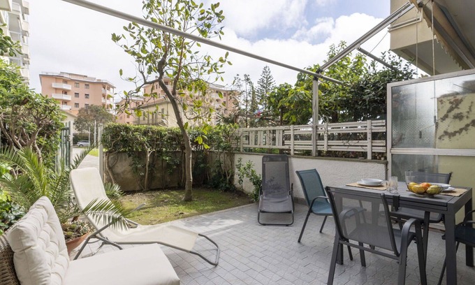 Marina di Andora Apartment | Beautiful apartment for 4 people with WIFI, A/C, terrace, pets allowed and parking
