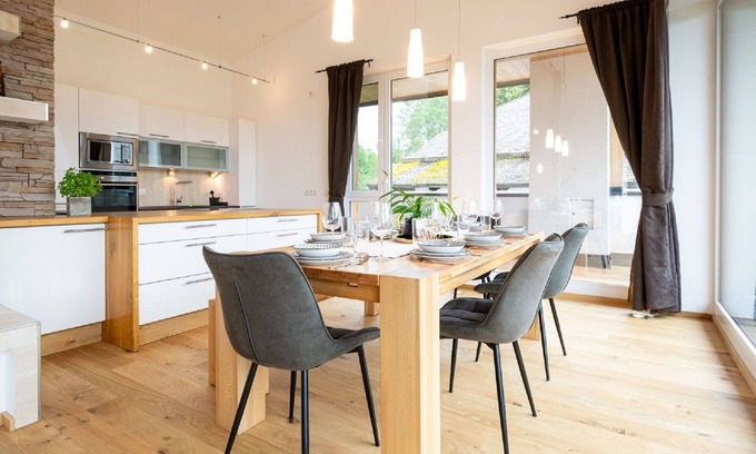 Eben im Pongau Apartment | Beautiful apartment for 8 people with TV