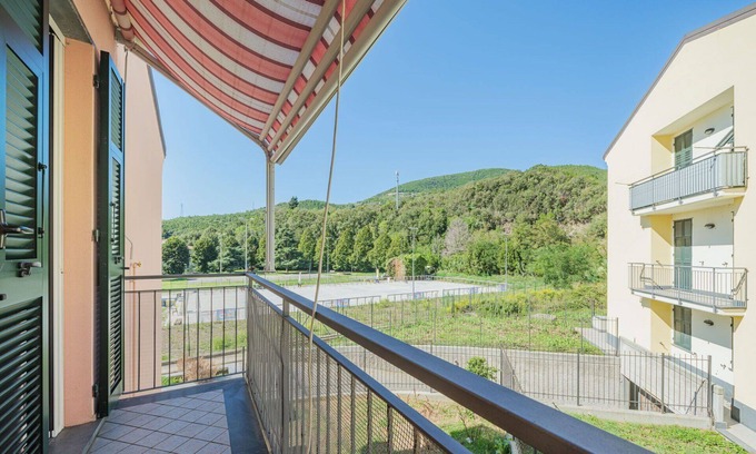 Sestri Levante Apartment | Beautiful apartment for 4 guests with WIFI, A/C, TV, balcony and parking