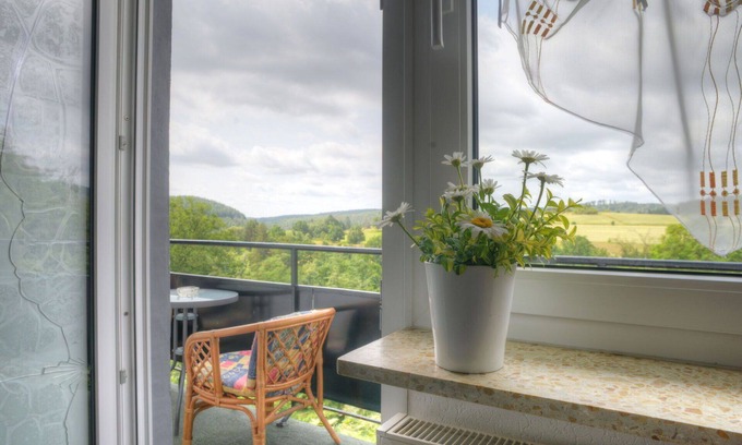 Bromskirchen Apartment | Beautiful apartment for 2 people with WIFI, TV, balcony, pets allowed and parking