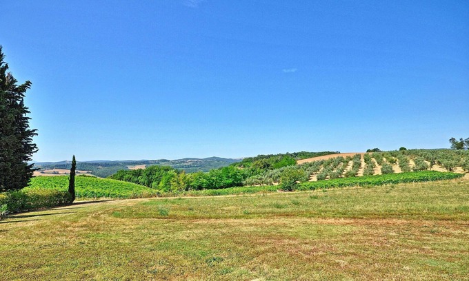 San Gimignano Apartment | Beautiful apartment for 4 people with WIFI, pool, A/C, TV, terrace, panoramic view and parking