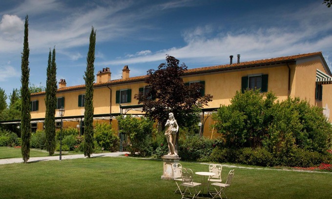 Montespertoli Apartment | Beautiful apartment for 4 people with pool, WIFI, TV and parking