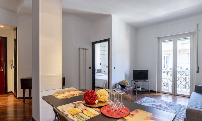 Ventimiglia Apartment | Beautiful apartment for 5 people with WIFI, A/C, balcony and parking