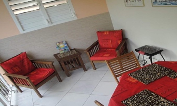 Bas Vent Apartment | beautiful apartment 2 minutes from the beach at the Pearl, Deshaies