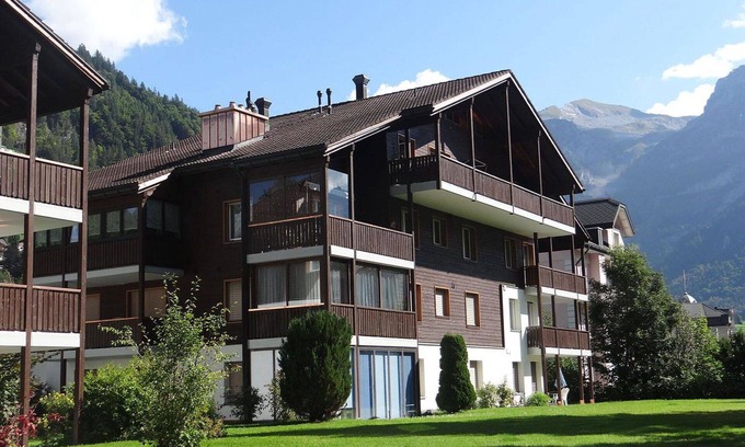 Engelberg Apartment | Beautiful apartment for 6 people with WIFI, TV and balcony