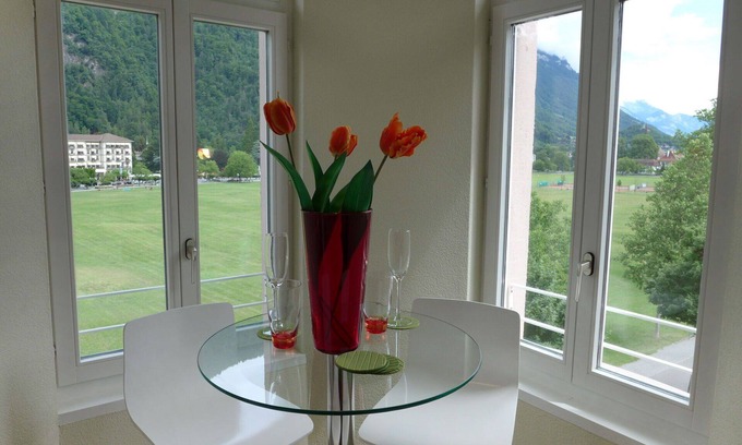 Central Interlaken Apartment | Beautiful apartment for 4 guests with WIFI, TV, balcony, panoramic view and parking