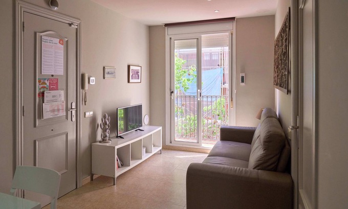 Hostafrancs Apartment | Beautiful Apartment close to Plaza España