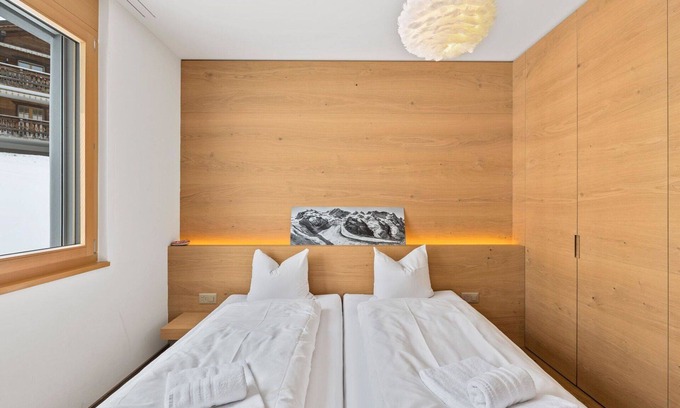 Valbella Apartment | Beautiful apartment for 6 people with WIFI, TV and balcony