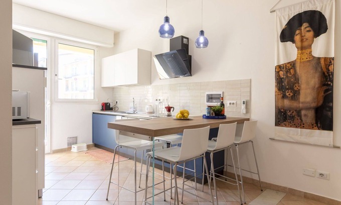 Isolotto Apartment | Beautiful apartment for 7 people with WIFI, A/C, TV, balcony and panoramic view