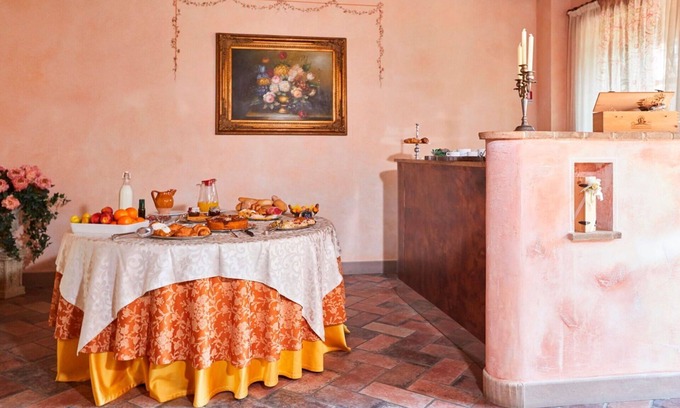 San Brizio Apartment | Beautiful apartment for 2 people with pool, WIFI, TV, balcony and parking, close to Spoleto