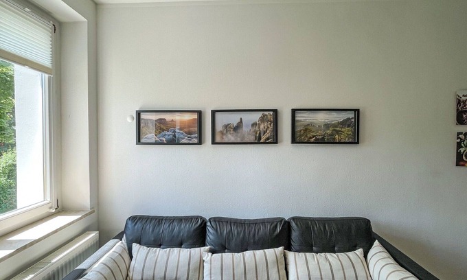 Pirna Apartment | Beautiful apartment for 4 guests with WIFI, TV, balcony and parking