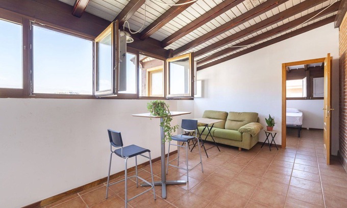 Almeria Apartment | Beautiful apartment for 5 people with WIFI, A/C and TV