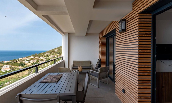 Cargese Apartment | Beautiful apartment for 4 people with A/C, WIFI and patio