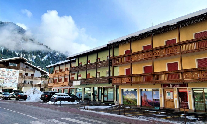 Canazei Apartment | Beautiful apartment for 4 people with WIFI, TV, terrace and pets allowed