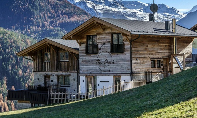 Soelden Apartment | Beautiful apartment for 4 people with WIFI, TV, balcony and pets allowed