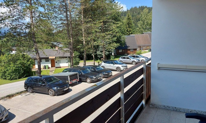 Bad Mitterndorf Apartment | Beautiful apartment for 2 people with WIFI, TV, balcony, pets allowed and parking