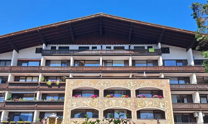Strobl Apartment | Beautiful apartment for 3 people with WIFI, TV, balcony and parking