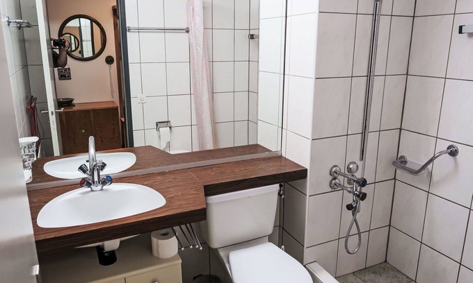 Acletta Apartment | Beautiful apartment for 3 people with pool, WIFI, TV, patio, panoramic view and parking
