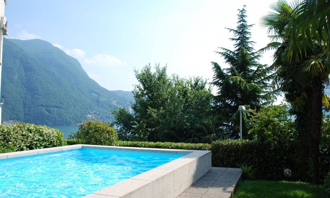 Castagnola Apartment | Beautiful apartment for 2 guests with WIFI, pool, TV, patio, panoramic view and parking