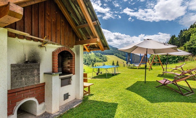 Arriach Villa | Beautiful apartment in villa for 4 people with WIFI, TV, patio and parking