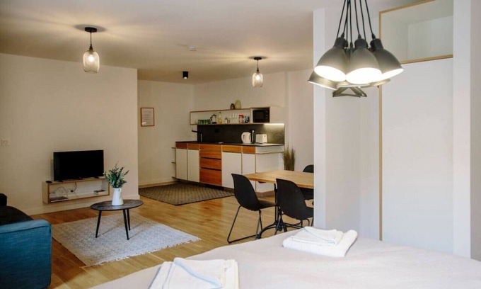 Friedenau Apartment | Beautiful Apartment in Berlin