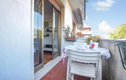 Ex Campo d'Aviazione Apartment | Beautiful Apartment In Viareggio