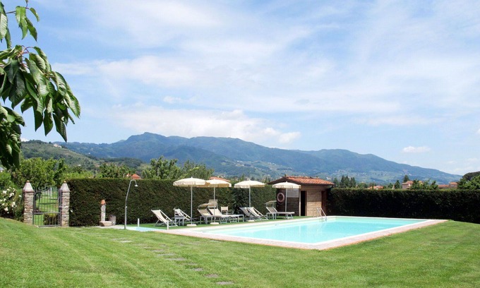San Michele di Moriano Villa | Beautiful apartment in villa for 2 people with WIFI, pool, TV, terrace and parking