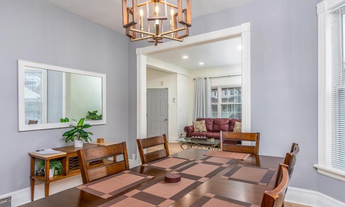 Front Park Apartment | Beautiful Apartment on the west side in Buffalo