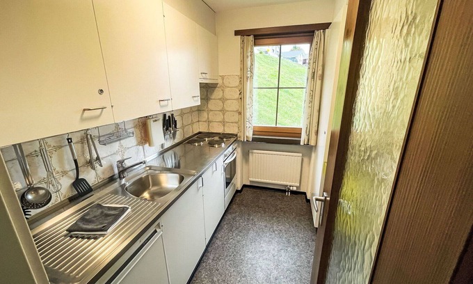 Falera Apartment | Beautiful apartment with WIFI, pool, TV, balcony, pets allowed, panoramic view and parking