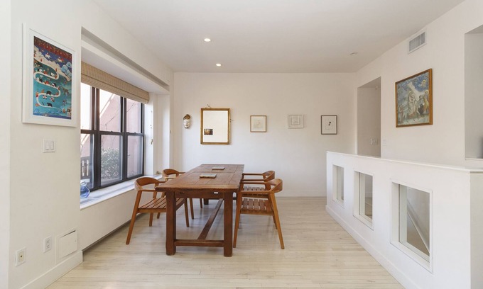 Nolita Condo | Beautiful apartment with balconies and views, near park and museums in Nolita