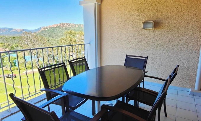 Agay Apartment | Beautiful apt with AC and swimming pool