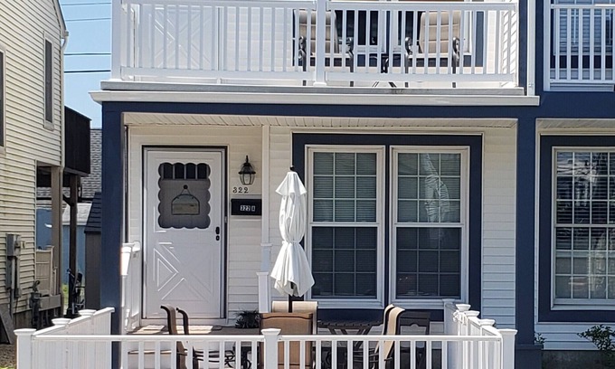 Brigantine House | Beautiful Beach Block House!