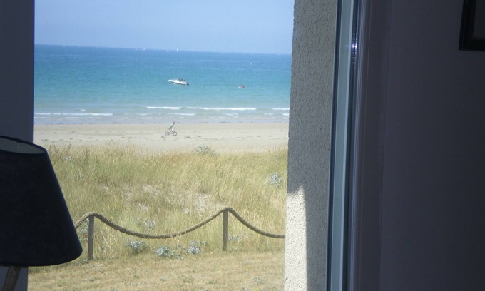 Denneville Villa | Beautiful beachfront villa