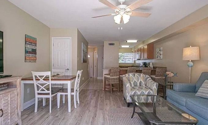 Biloxi Condo | Beautiful Biloxi Beach Condo
