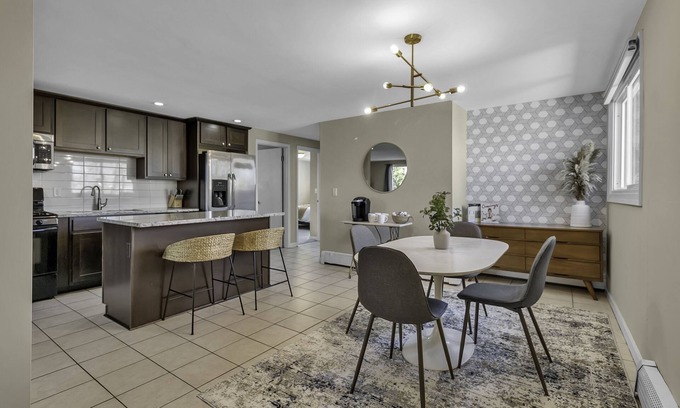 Cheektowaga House | Beautiful Brand New & Fresh 3 Bedroom, Home Office, and Garage