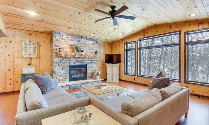 Crosslake House | Beautiful Breezy Point Home w/Beach & Dock!