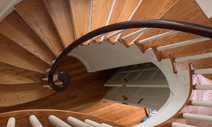 South Brookline House | Beautiful brick home near to Boston's hospitals, colleges and Cambridge, MA.