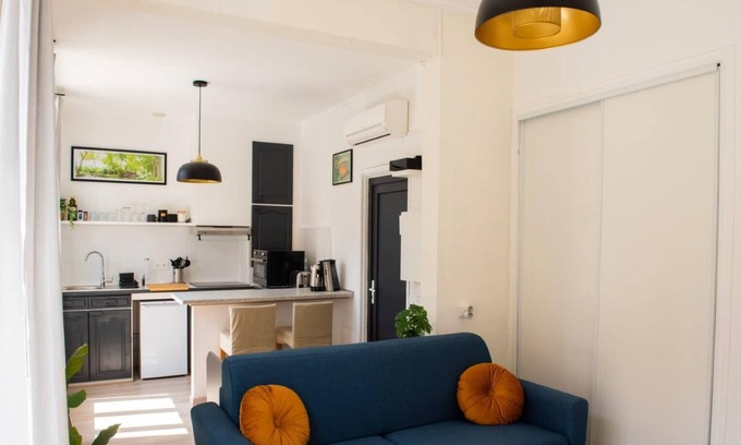Le Busca Apartment | Beautiful, bright studio in Toulouse