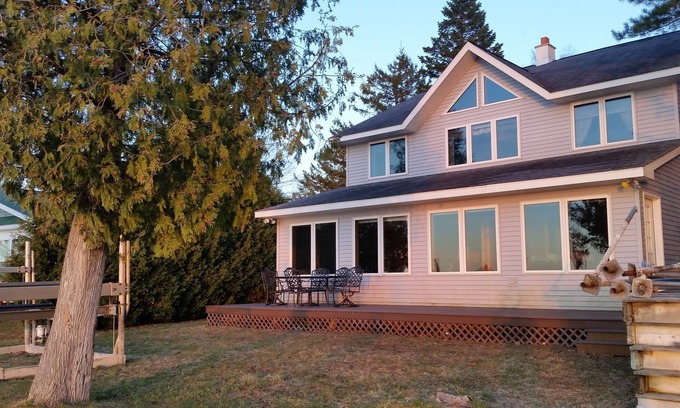 Indian River House | Beautiful Burt Lake sunsets and sandy beach
