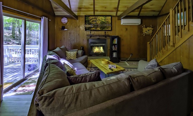 Lackawaxen House | Beautiful cabin in the woods