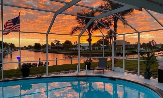 Punta Gorda House | Beautiful Canal Home